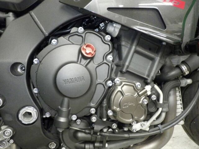 Ямаха MT-10, об'ємом двигуна 1 л та пробігом 0 тис. км за 10900 $, фото 6 на Automoto.ua