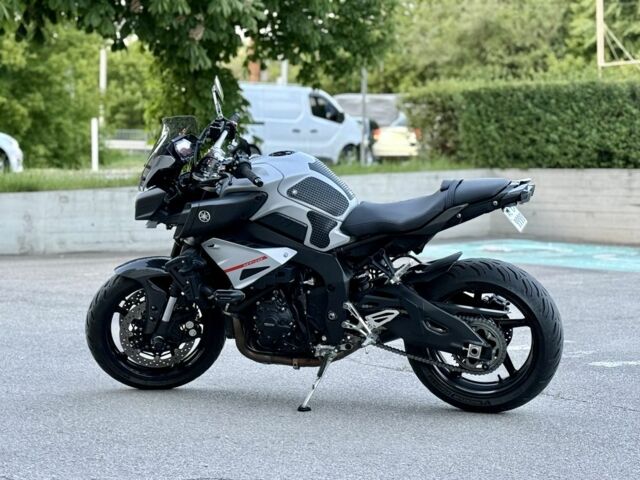 Ямаха MT-10, объемом двигателя 1 л и пробегом 0 тыс. км за 15700 $, фото 2 на Automoto.ua