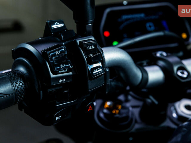 купить новое авто Ямаха MT-10 2024 года от официального дилера Мотосалон Yamaha Ямаха фото