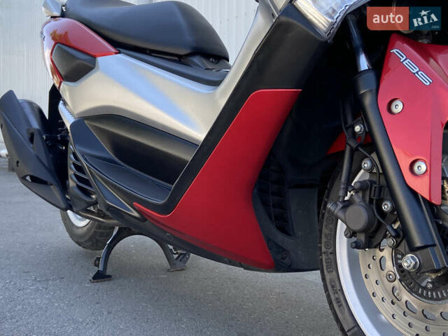 Чорний Ямаха NMAX, об'ємом двигуна 0.12 л та пробігом 20 тис. км за 2500 $, фото 10 на Automoto.ua