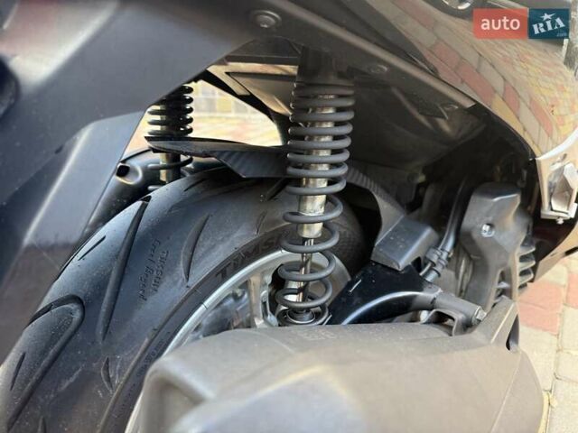 Ямаха NMAX, об'ємом двигуна 0 л та пробігом 12 тис. км за 1850 $, фото 8 на Automoto.ua