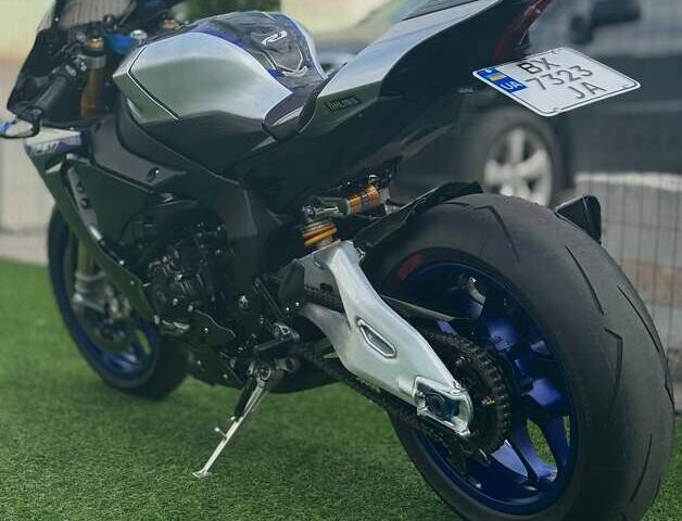 Ямаха R1M, объемом двигателя 0 л и пробегом 4 тыс. км за 21000 $, фото 5 на Automoto.ua