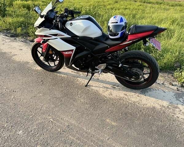 Белый Ямаха R3, объемом двигателя 0 л и пробегом 48 тыс. км за 3999 $, фото 6 на Automoto.ua