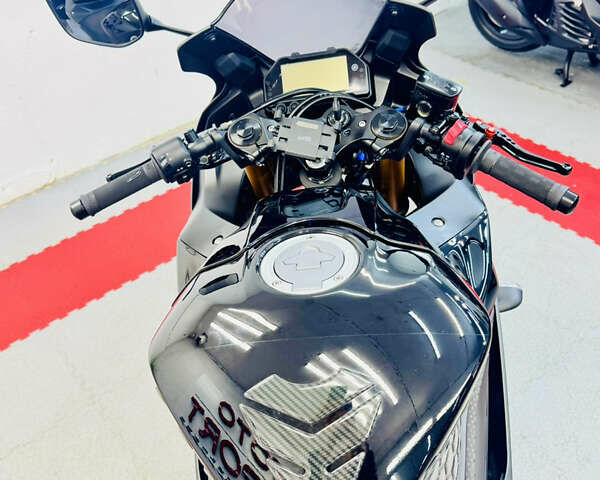 Черный Ямаха R3, объемом двигателя 0.32 л и пробегом 8 тыс. км за 5000 $, фото 18 на Automoto.ua