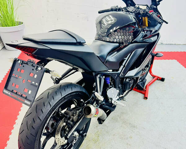 Черный Ямаха R3, объемом двигателя 0.32 л и пробегом 8 тыс. км за 5000 $, фото 3 на Automoto.ua