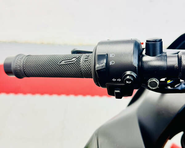 Черный Ямаха R3, объемом двигателя 0.32 л и пробегом 8 тыс. км за 5000 $, фото 17 на Automoto.ua