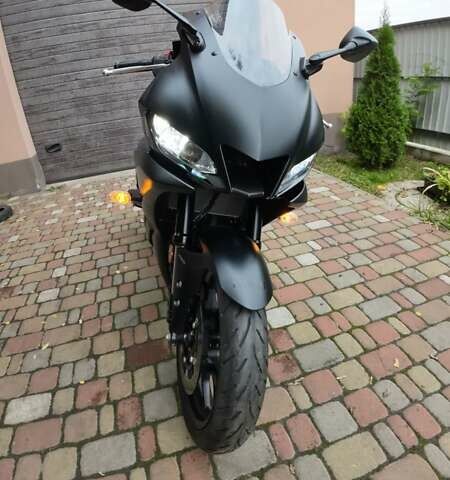 Чорний Ямаха R3, об'ємом двигуна 0.32 л та пробігом 3 тис. км за 5600 $, фото 7 на Automoto.ua