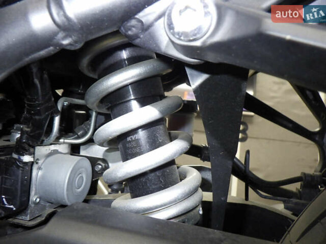 Ямаха R3, объемом двигателя 0 л и пробегом 3 тыс. км за 4600 $, фото 6 на Automoto.ua