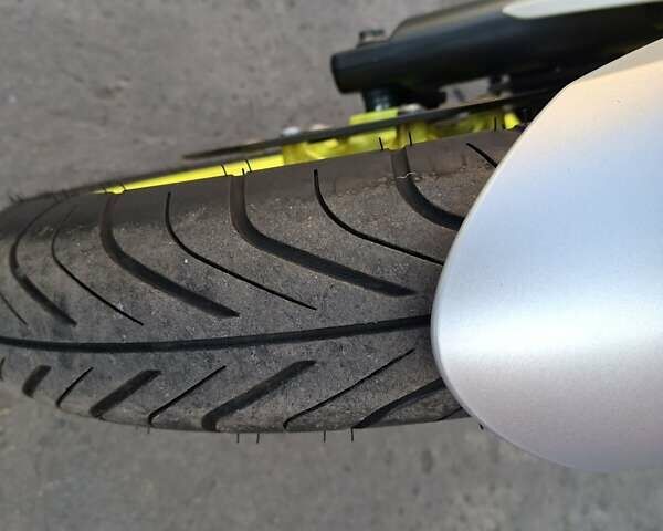 Ямаха R3, объемом двигателя 0 л и пробегом 22 тыс. км за 4350 $, фото 14 на Automoto.ua