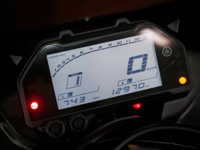Ямаха R3, объемом двигателя 0.32 л и пробегом 0 тыс. км за 6000 $, фото 8 на Automoto.ua