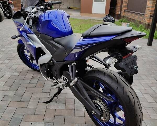 Синий Ямаха R3, объемом двигателя 0.32 л и пробегом 2 тыс. км за 4500 $, фото 4 на Automoto.ua