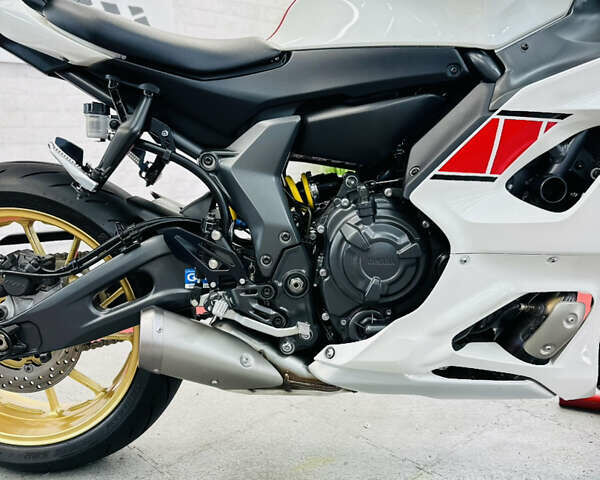 Белый Ямаха R7, объемом двигателя 0.7 л и пробегом 4 тыс. км за 9700 $, фото 44 на Automoto.ua