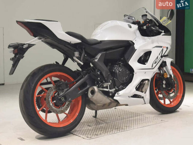 Ямаха R7, объемом двигателя 0.7 л и пробегом 11 тыс. км за 9200 $, фото 4 на Automoto.ua