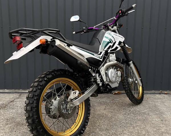 Белый Ямаха Serow 250, объемом двигателя 0.25 л и пробегом 38 тыс. км за 4000 $, фото 3 на Automoto.ua