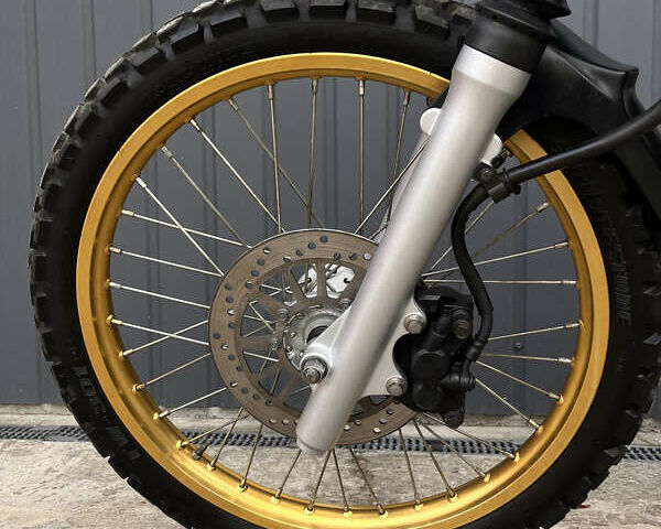 Белый Ямаха Serow 250, объемом двигателя 0.25 л и пробегом 38 тыс. км за 4000 $, фото 12 на Automoto.ua