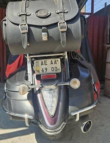 Красный Ямаха Stratoliner XV1900, объемом двигателя 1.9 л и пробегом 55 тыс. км за 9000 $, фото 5 на Automoto.ua