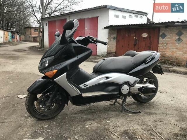 Черный Ямаха T-Max 500, объемом двигателя 0.5 л и пробегом 50 тыс. км за 2500 $, фото 2 на Automoto.ua