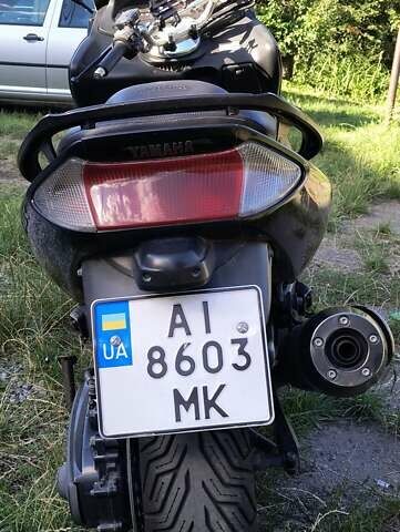 Черный Ямаха T-Max 500, объемом двигателя 0.5 л и пробегом 28 тыс. км за 3000 $, фото 1 на Automoto.ua