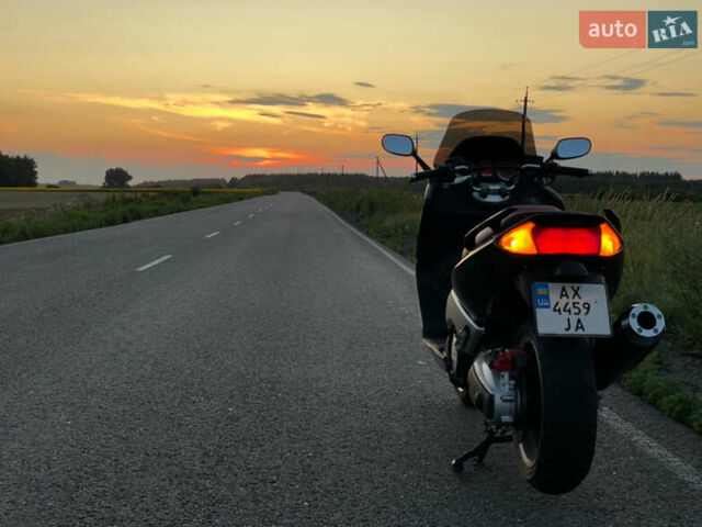 Чорний Ямаха T-Max 500, об'ємом двигуна 0.5 л та пробігом 33 тис. км за 4100 $, фото 3 на Automoto.ua