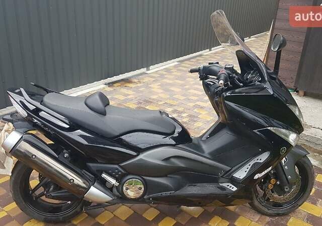 Черный Ямаха T-Max 500, объемом двигателя 0.5 л и пробегом 15 тыс. км за 2400 $, фото 9 на Automoto.ua