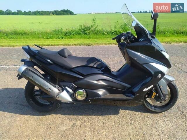 Черный Ямаха T-Max 500, объемом двигателя 0.5 л и пробегом 15 тыс. км за 2400 $, фото 3 на Automoto.ua