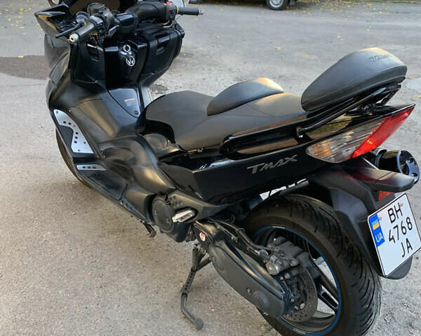 Черный Ямаха T-Max 500, объемом двигателя 0.5 л и пробегом 46 тыс. км за 4800 $, фото 3 на Automoto.ua