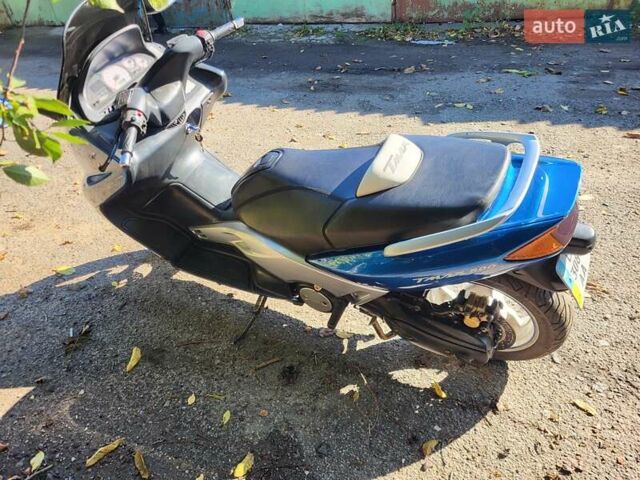 Ямаха T-Max 500, об'ємом двигуна 0 л та пробігом 56 тис. км за 2800 $, фото 3 на Automoto.ua