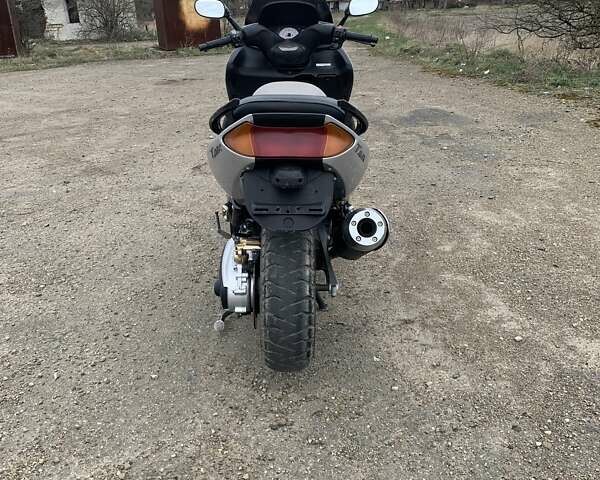 Ямаха T-Max 500, объемом двигателя 0.5 л и пробегом 67 тыс. км за 999 $, фото 3 на Automoto.ua