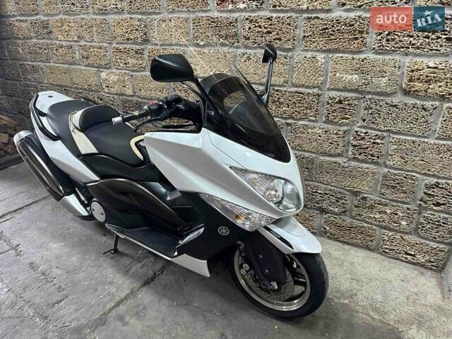Ямаха T-Max 500, об'ємом двигуна 0 л та пробігом 42 тис. км за 4700 $, фото 1 на Automoto.ua