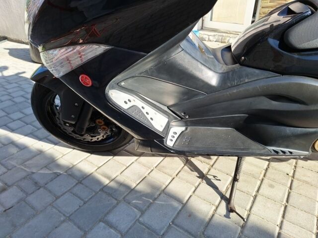 Ямаха T-Max 500, об'ємом двигуна 0.5 л та пробігом 0 тис. км за 6500 $, фото 10 на Automoto.ua
