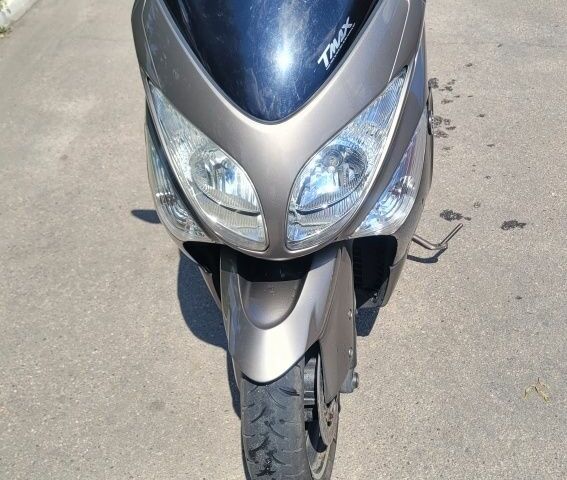 Ямаха T-Max 500, объемом двигателя 0.5 л и пробегом 0 тыс. км за 4500 $, фото 1 на Automoto.ua