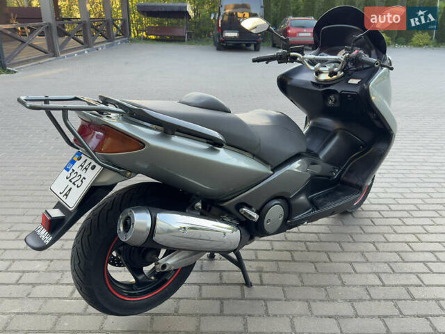 Серый Ямаха T-Max 500, объемом двигателя 0.5 л и пробегом 30 тыс. км за 2200 $, фото 8 на Automoto.ua