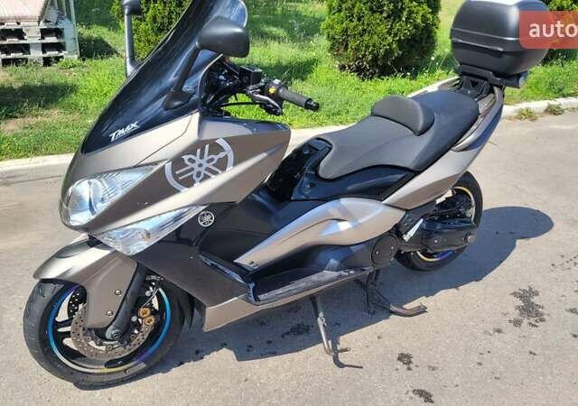 Сірий Ямаха T-Max 500, об'ємом двигуна 0.5 л та пробігом 47 тис. км за 4800 $, фото 5 на Automoto.ua