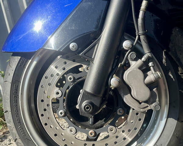 Синий Ямаха T-Max 500, объемом двигателя 0.5 л и пробегом 27 тыс. км за 4300 $, фото 12 на Automoto.ua