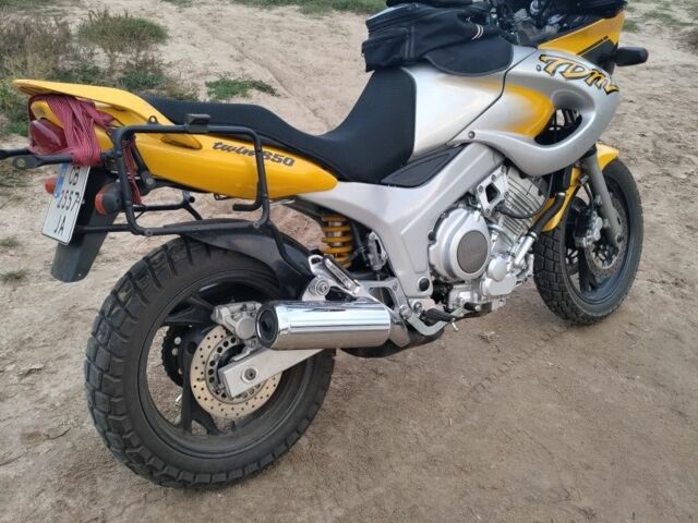 Ямаха TDM 850, объемом двигателя 0.85 л и пробегом 0 тыс. км за 3189 $, фото 3 на Automoto.ua