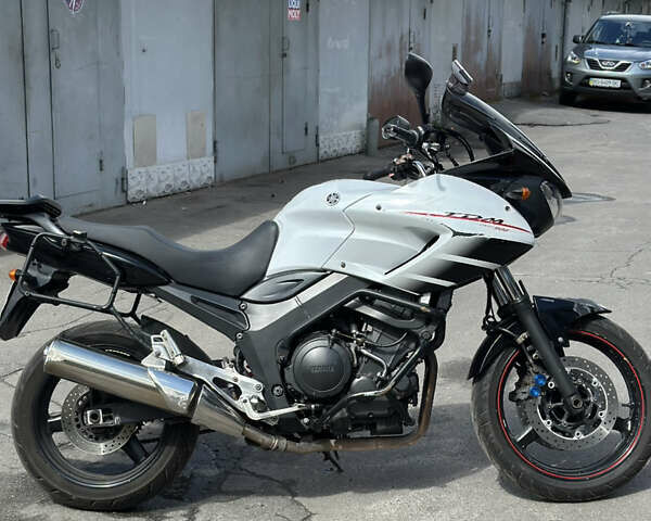 Белый Ямаха TDM 900, объемом двигателя 0.9 л и пробегом 77 тыс. км за 7500 $, фото 2 на Automoto.ua