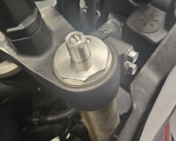 Черный Ямаха Tenere 700, объемом двигателя 0.7 л и пробегом 43 тыс. км за 10599 $, фото 2 на Automoto.ua