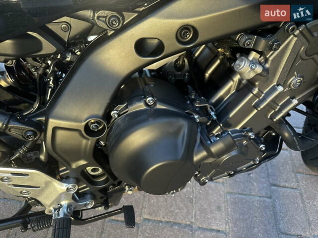 Черный Ямаха Tracer 9, объемом двигателя 0.9 л и пробегом 2 тыс. км за 16900 $, фото 5 на Automoto.ua