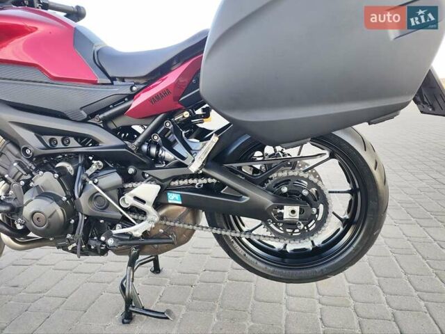 Красный Ямаха Tracer 9, объемом двигателя 0.9 л и пробегом 15 тыс. км за 10000 $, фото 3 на Automoto.ua
