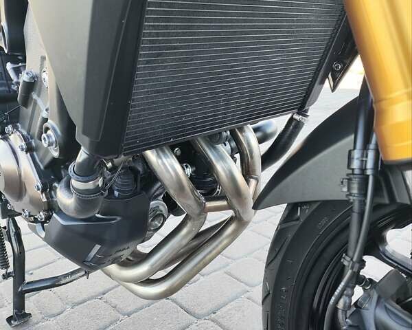Красный Ямаха Tracer 9, объемом двигателя 0.9 л и пробегом 15 тыс. км за 10000 $, фото 25 на Automoto.ua