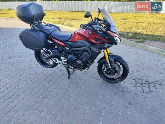Красный Ямаха Tracer 9, объемом двигателя 0.9 л и пробегом 15 тыс. км за 10000 $, фото 15 на Automoto.ua