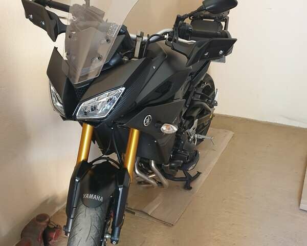 Ямаха Tracer 9, объемом двигателя 0 л и пробегом 32 тыс. км за 9000 $, фото 4 на Automoto.ua