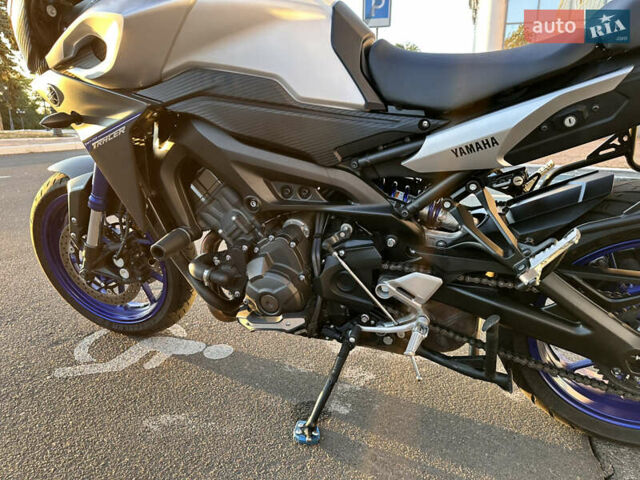 Серый Ямаха Tracer 9, объемом двигателя 0.85 л и пробегом 37 тыс. км за 9600 $, фото 4 на Automoto.ua