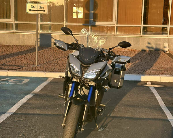 Серый Ямаха Tracer 9, объемом двигателя 0.85 л и пробегом 37 тыс. км за 9600 $, фото 16 на Automoto.ua