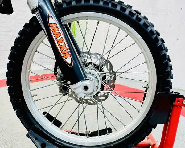 Чорний Ямаха WR 250F, об'ємом двигуна 0.25 л та пробігом 29 тис. км за 5400 $, фото 12 на Automoto.ua