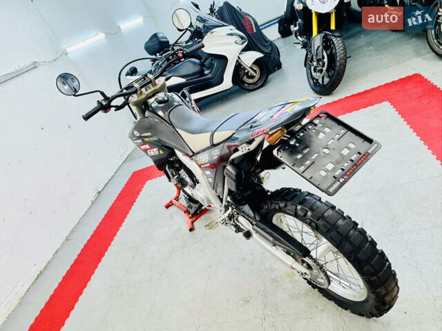 Чорний Ямаха WR 250F, об'ємом двигуна 0.25 л та пробігом 29 тис. км за 5400 $, фото 9 на Automoto.ua