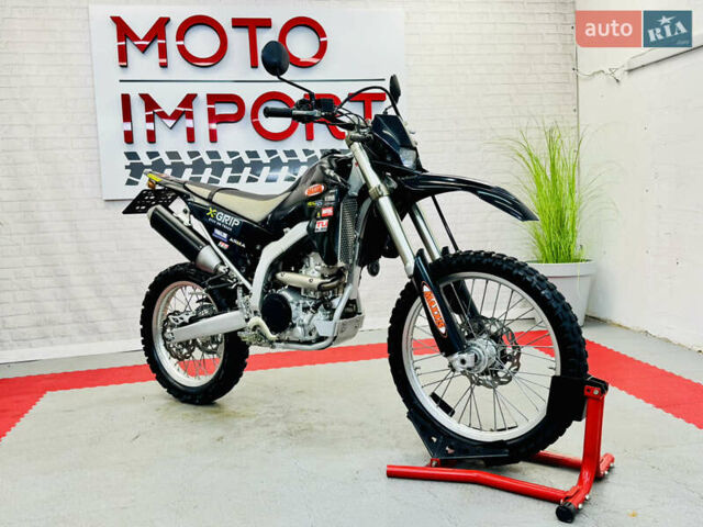 Чорний Ямаха WR 250F, об'ємом двигуна 0.25 л та пробігом 29 тис. км за 5400 $, фото 2 на Automoto.ua