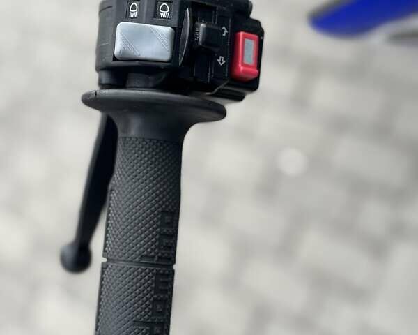 Синий Ямаха WR 250R, объемом двигателя 0.25 л и пробегом 27 тыс. км за 6799 $, фото 22 на Automoto.ua