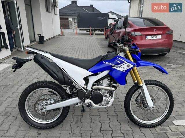 Синий Ямаха WR 250R, объемом двигателя 0.25 л и пробегом 27 тыс. км за 6799 $, фото 11 на Automoto.ua