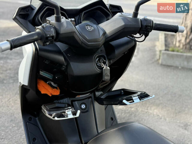 Білий Ямаха X-Max 250, об'ємом двигуна 0.25 л та пробігом 26 тис. км за 4800 $, фото 25 на Automoto.ua